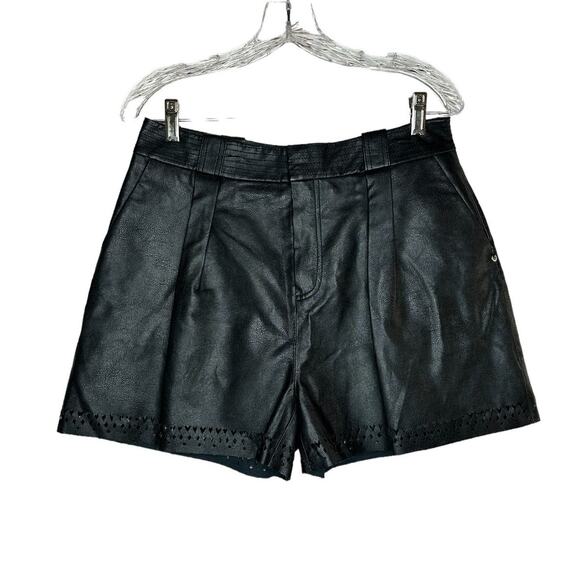NWT Scotch & Soda Para Dice Black Shorts Faux Leather Heart Eyelet Size Medium - Picture 4 of 13